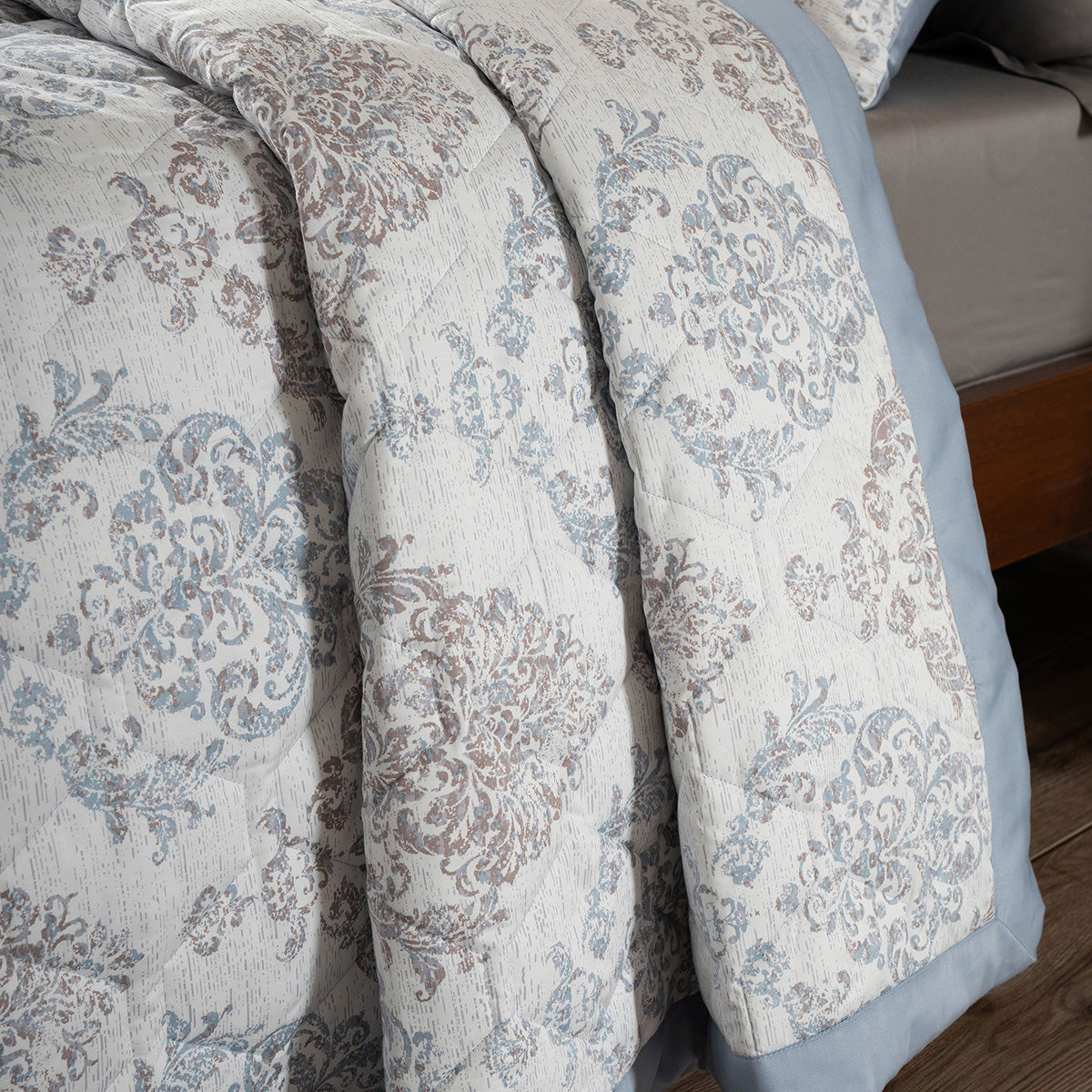 PBS Timeless Ornare Quilt/Quilted Bed Cover Dusty Blue