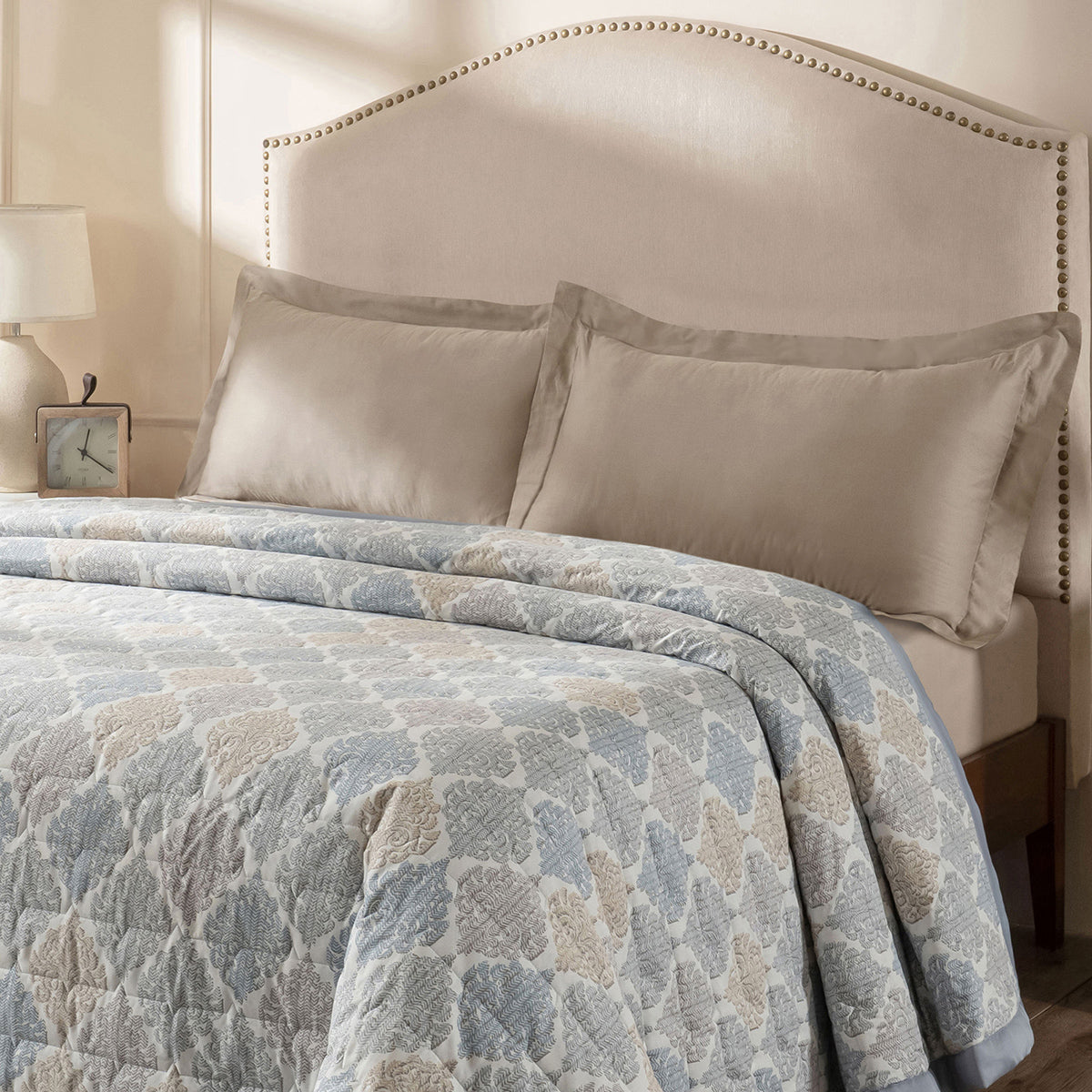 PBS Timeless Ornare Quilt/Quilted Bed Cover Blue