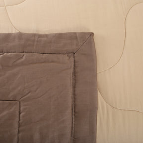 Colorart Vincent Light Weight Extreame Winter Quilt Marzipan/Simply Taupe