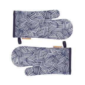 Raw Spikes 100% Cotton Fabric Black/Grey 2PC Oven Mitt Set