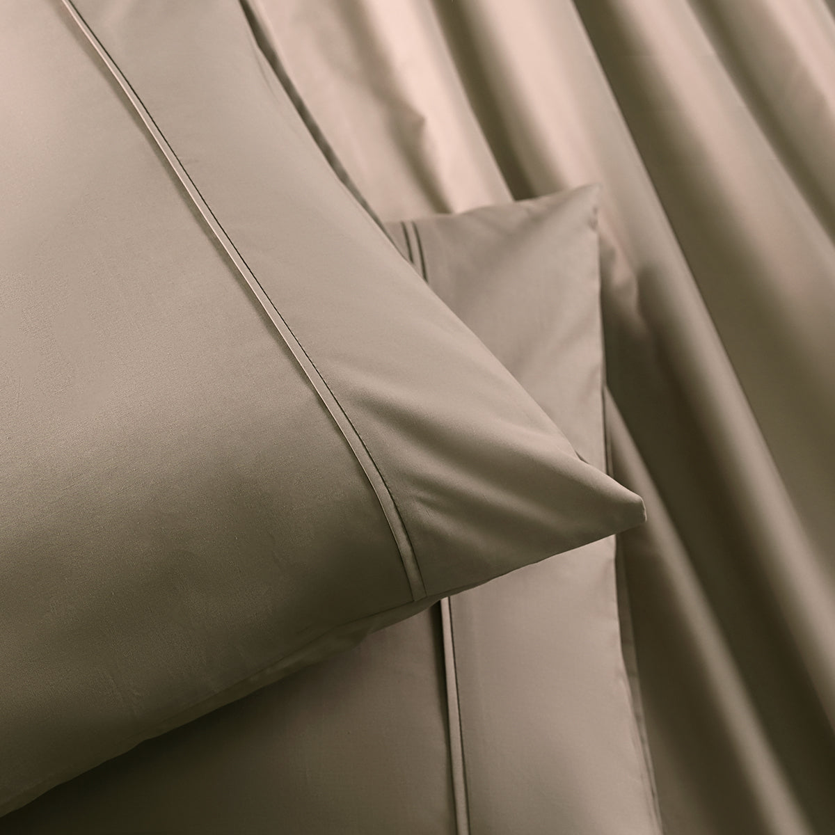 Slumber Plain Easy Care Percale 100% Cotton Nomad Crisp Bed Sheet with Pillow Case