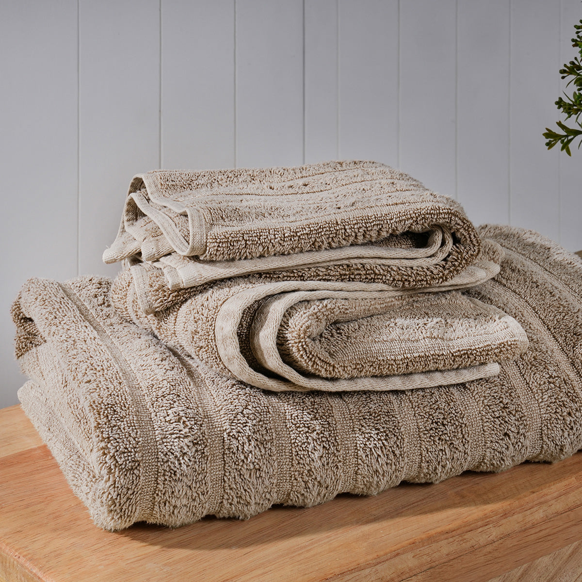 Mellow Mesh Premium distressed Beige Towel Set