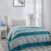 Botanical Heritage Traversed Line Hand Quilted Summer AC Quilt/Quilted Bed Cover/Comforter Green