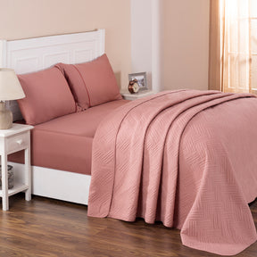 Eliott Summer AC Quilt/Quilted Bed Cover/Comforter Cameo Brown