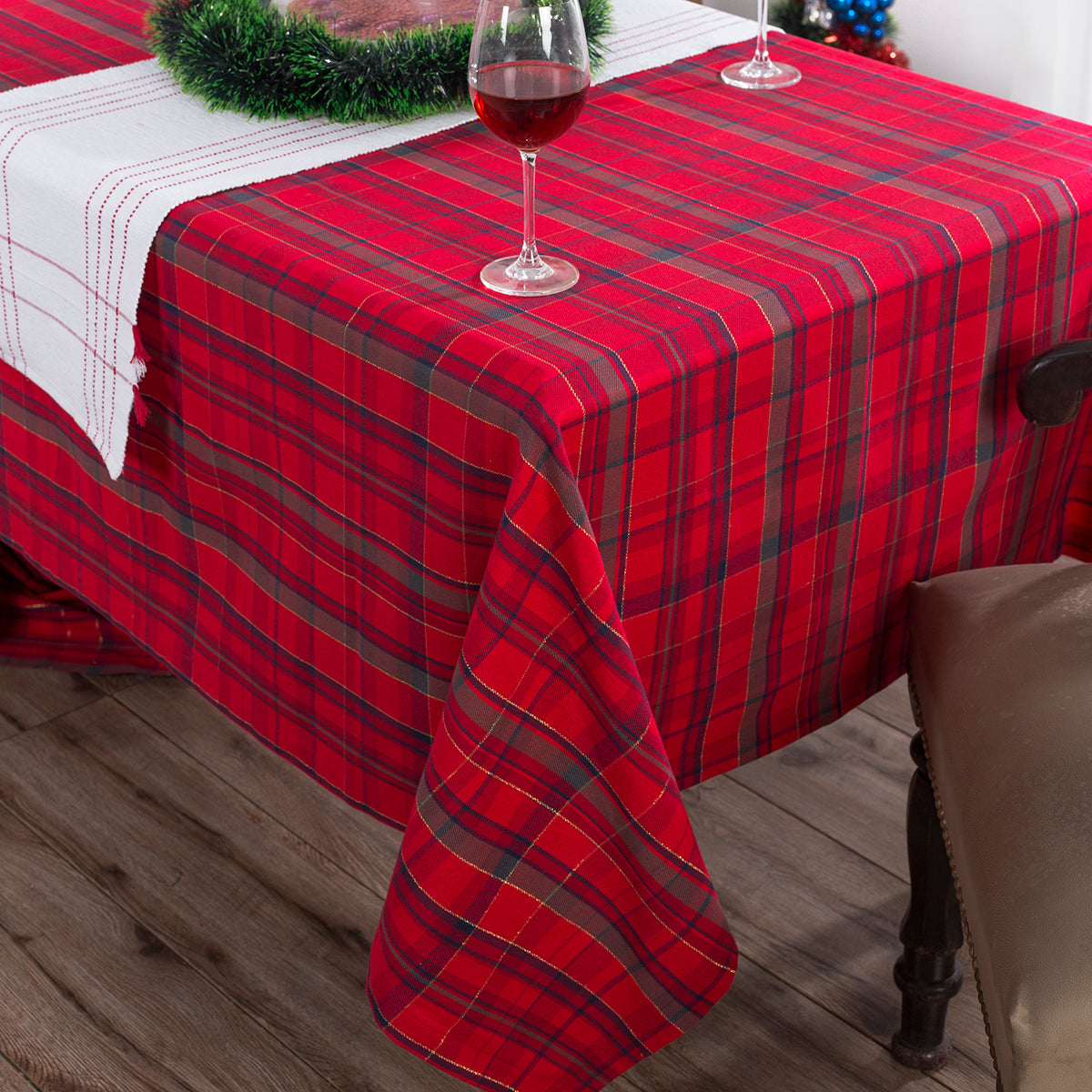Christmas Tinsel Red 1 Pc Table Cover