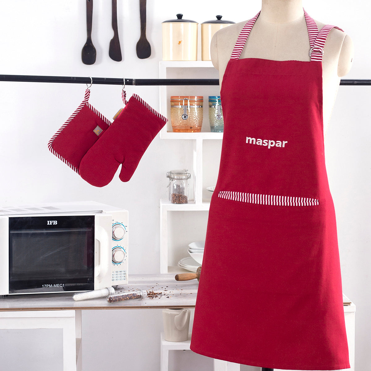 Russel Red 1 Pc Apron