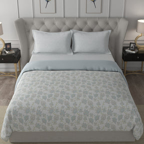 Hermosa Exotic Bouquet Cordelia Blue Quilt