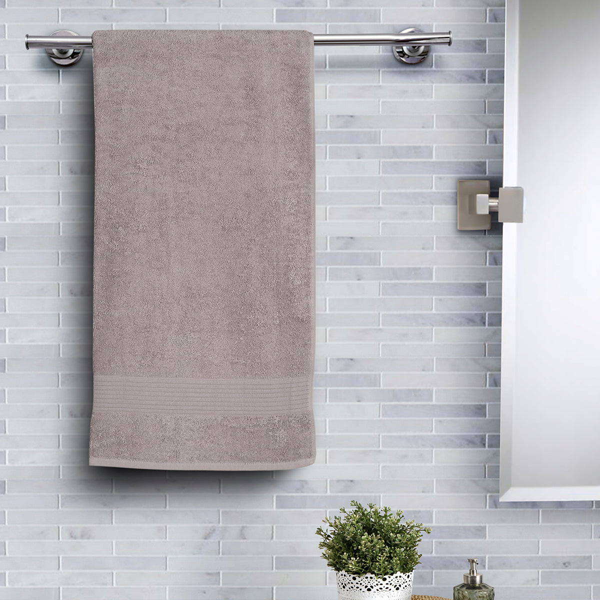 Jeneth Ultra-Soft and Highly Absorbent Ash Grey Bath Towel