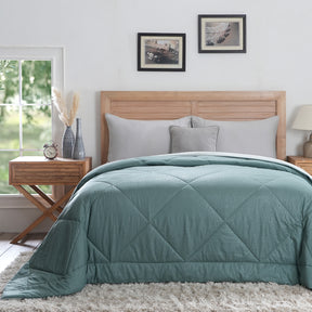 Hermosa Glister Pebble Teal Mint Quilt