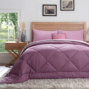 Hermosa Glister Pebble Wine Lilac Quilt