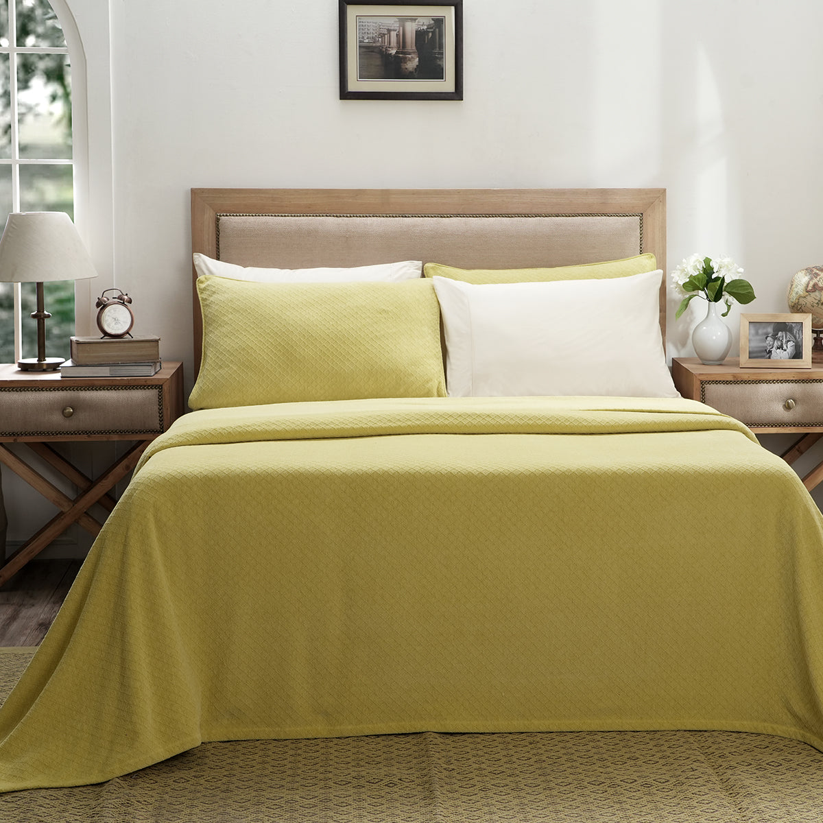 Blaize 100% Cotton Solid Weave Yellow Bed Cover