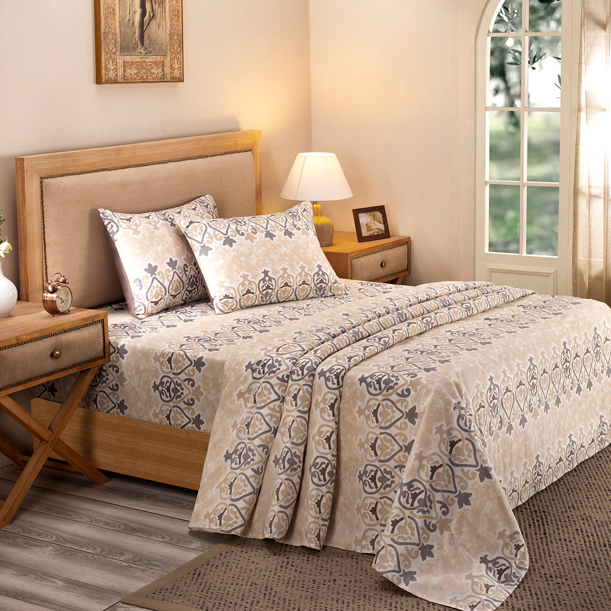 Nouveau Tradition Kaleen Global Neutral Bed Sheet