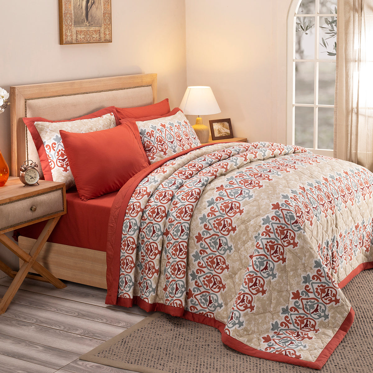 Nouveau Tradition Kaleen Global Red Quilt