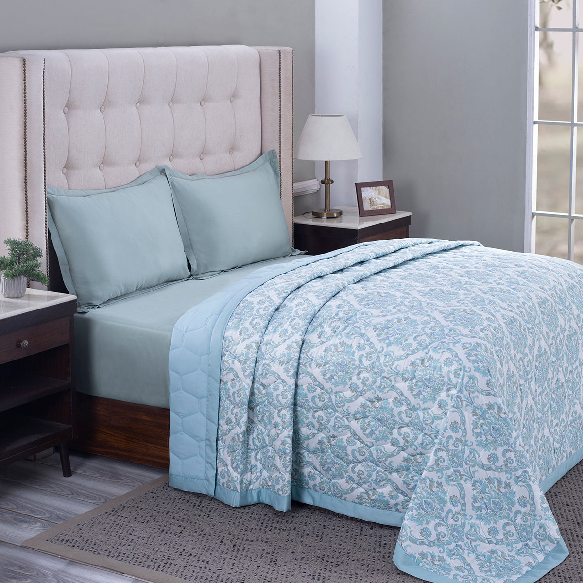 PBS Nomad Scuplt Cornelian Blue Summer AC Quilt/Quilted Bed Cover/Comforter