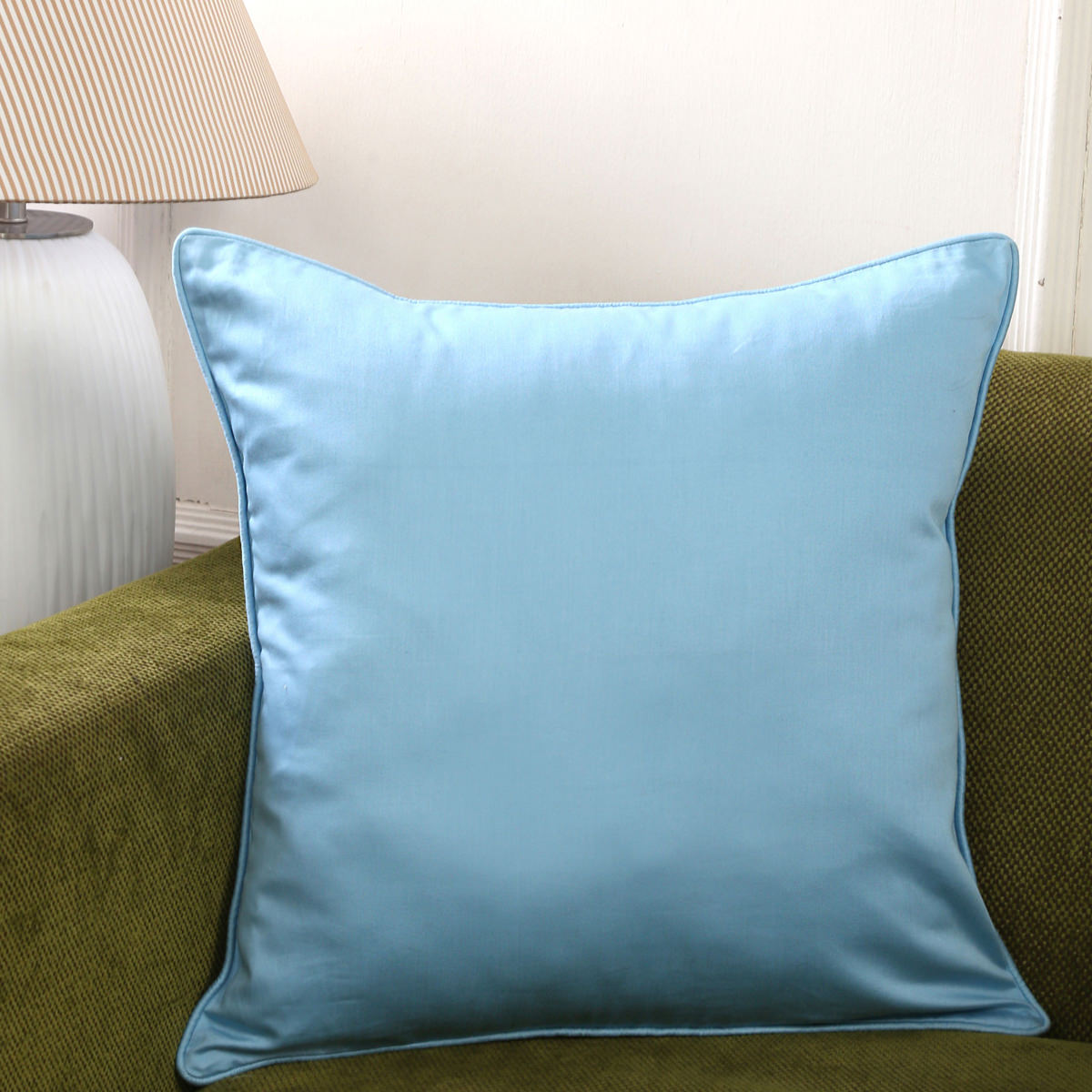 Melina Solid Cushion Cover