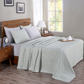 Rustic Clash Classi Essence Green Printed Bed Cover