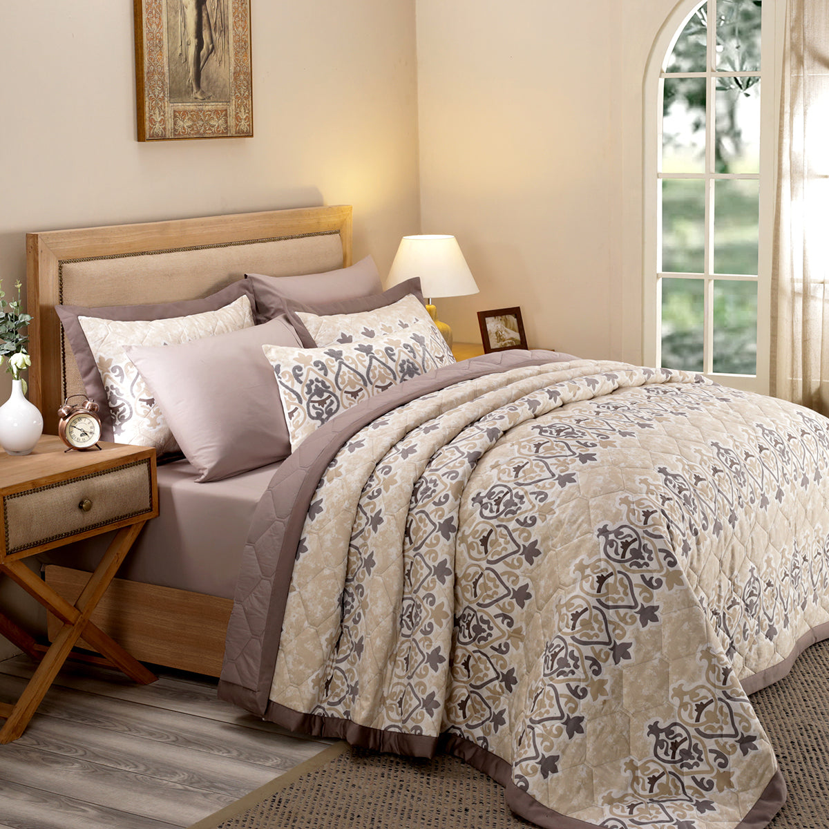 Nouveau Tradition Kaleen Global Neutral Quilt Set