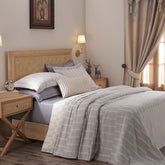 Exotic Heritage Ruler Dot Medium Grey Bed Cover/Blanket Set