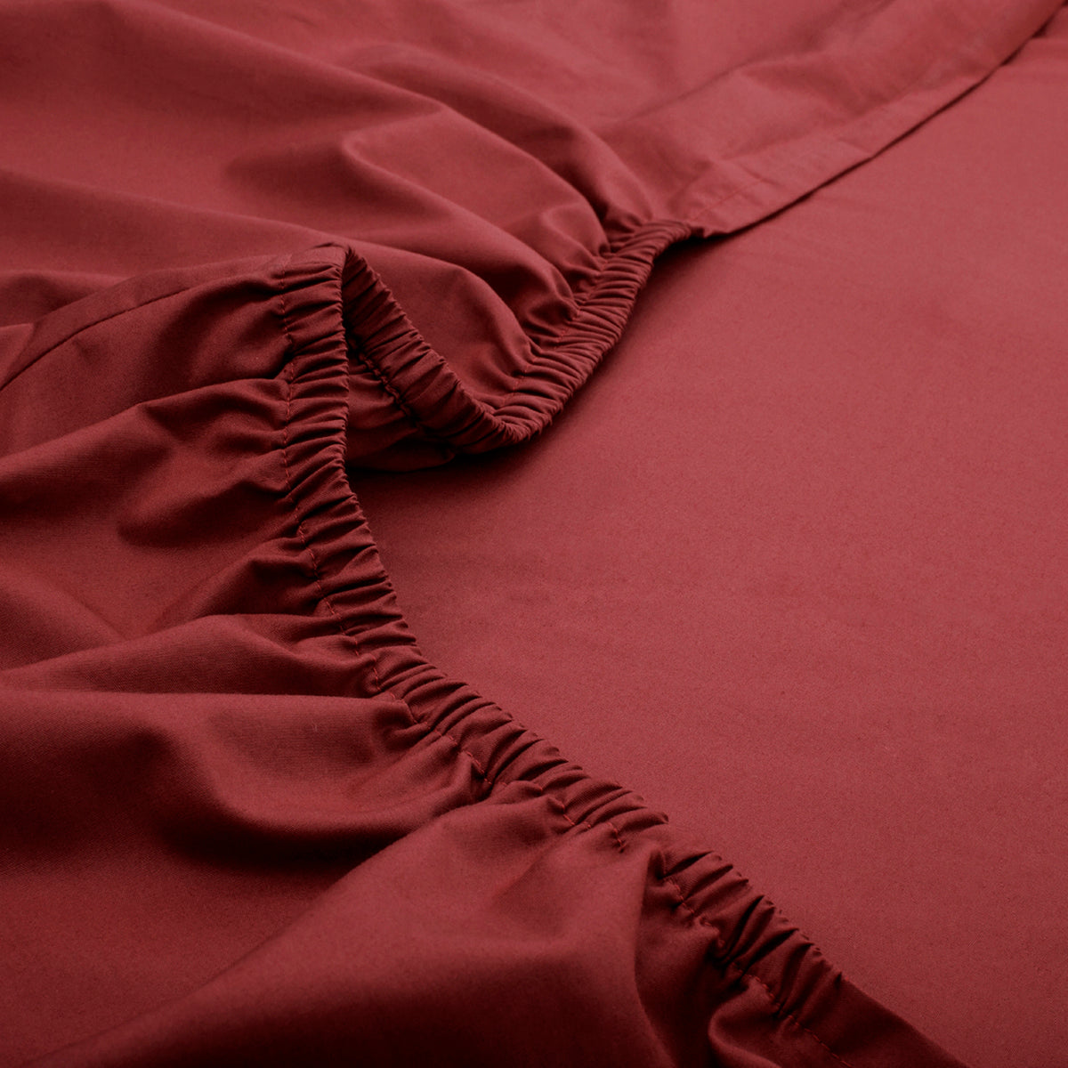 Slumber Plain Easy Care Percale 100% Cotton Cinnabar Fitted Sheet