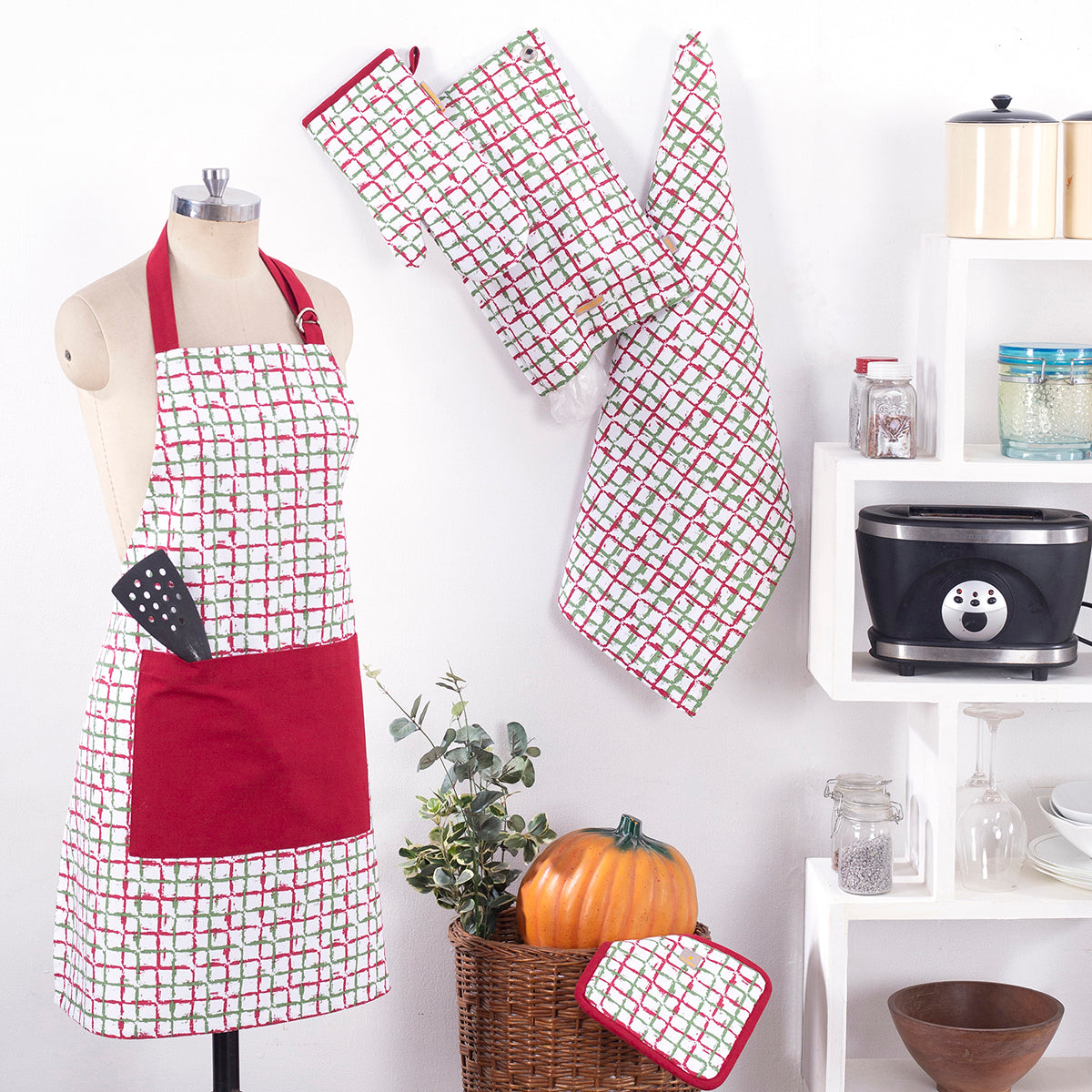 Textured Check Red/Green 5 Pc Kitchen Set