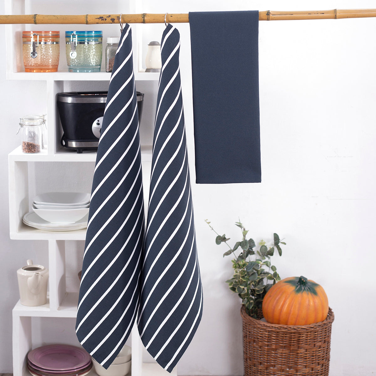 Celtic / Russel Dark Grey 3 Pc Kitchen Towel