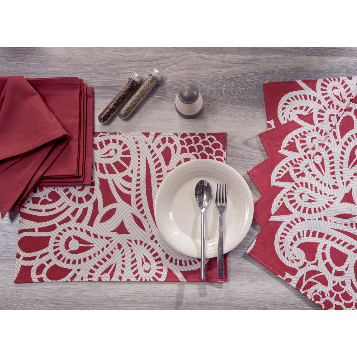 Urbaneer Aldrich Printed Red 12PC Napkin Placemat Set
