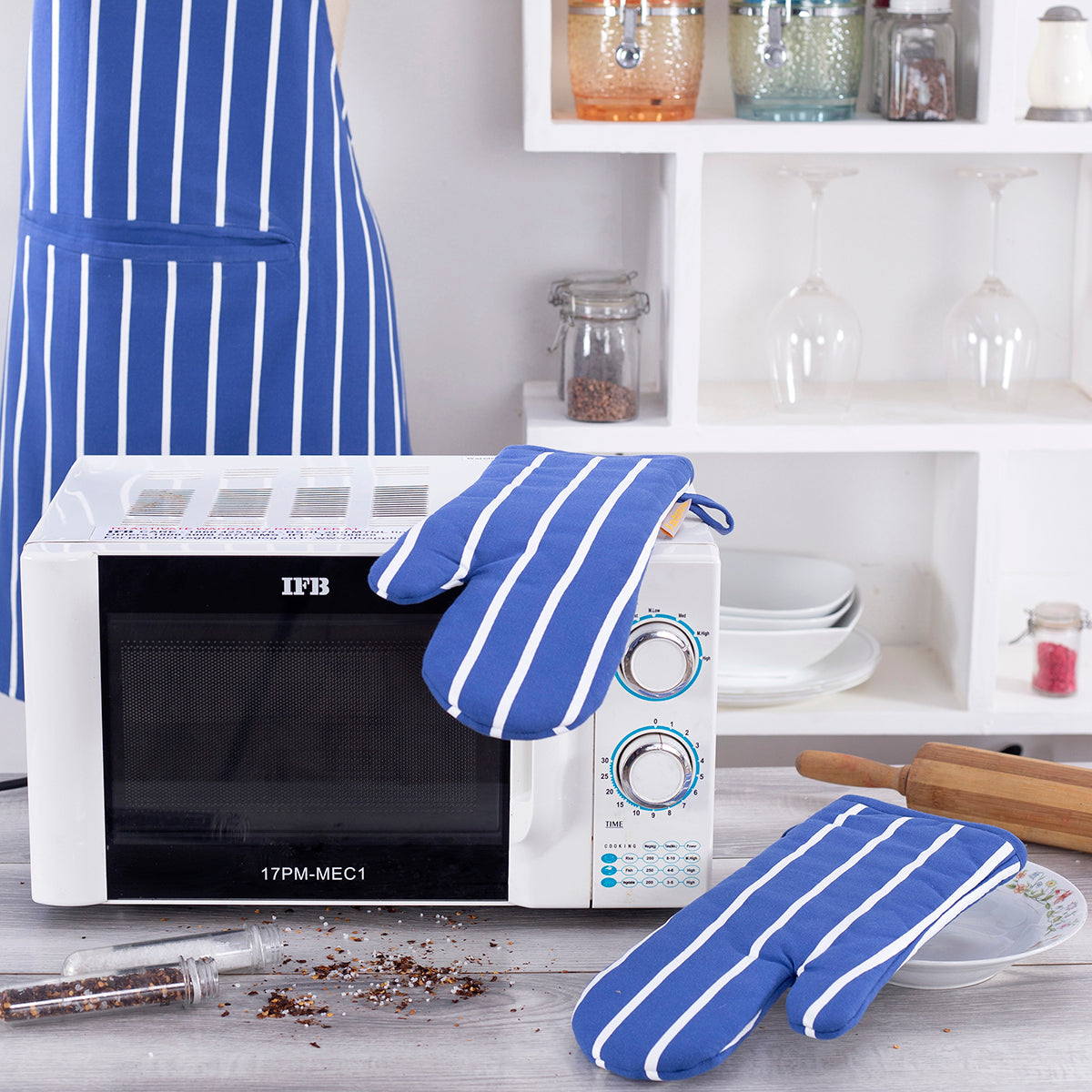 Celtic Blue 2 Pc Oven Mitt