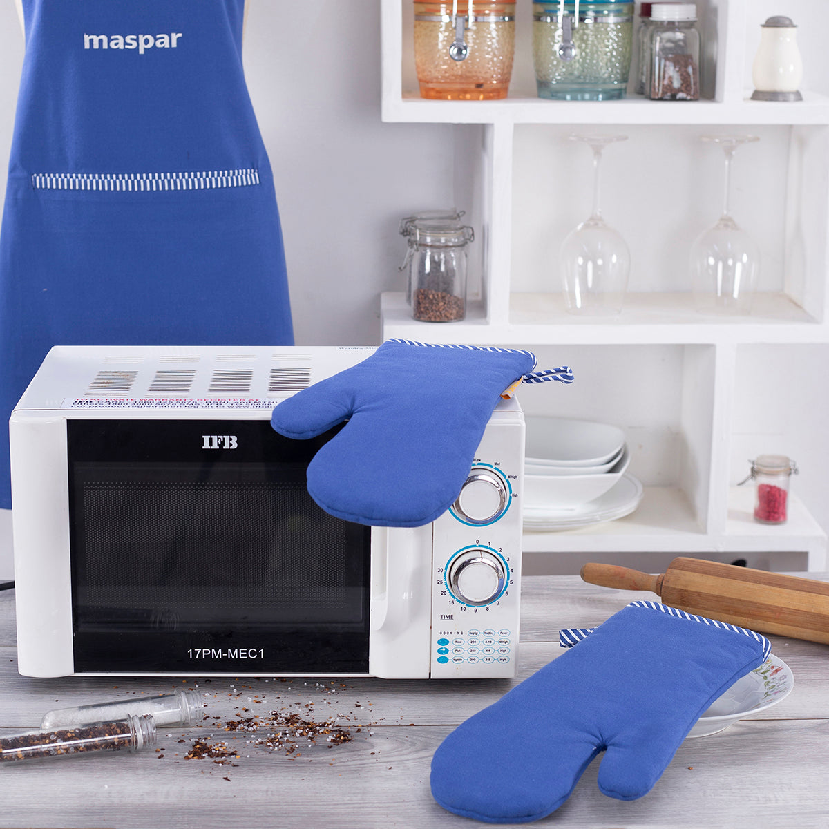 Russel Blue 2 Pc Oven Mitt