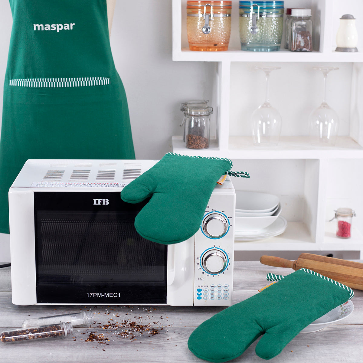 Russel Green 2 Pc Oven Mitt