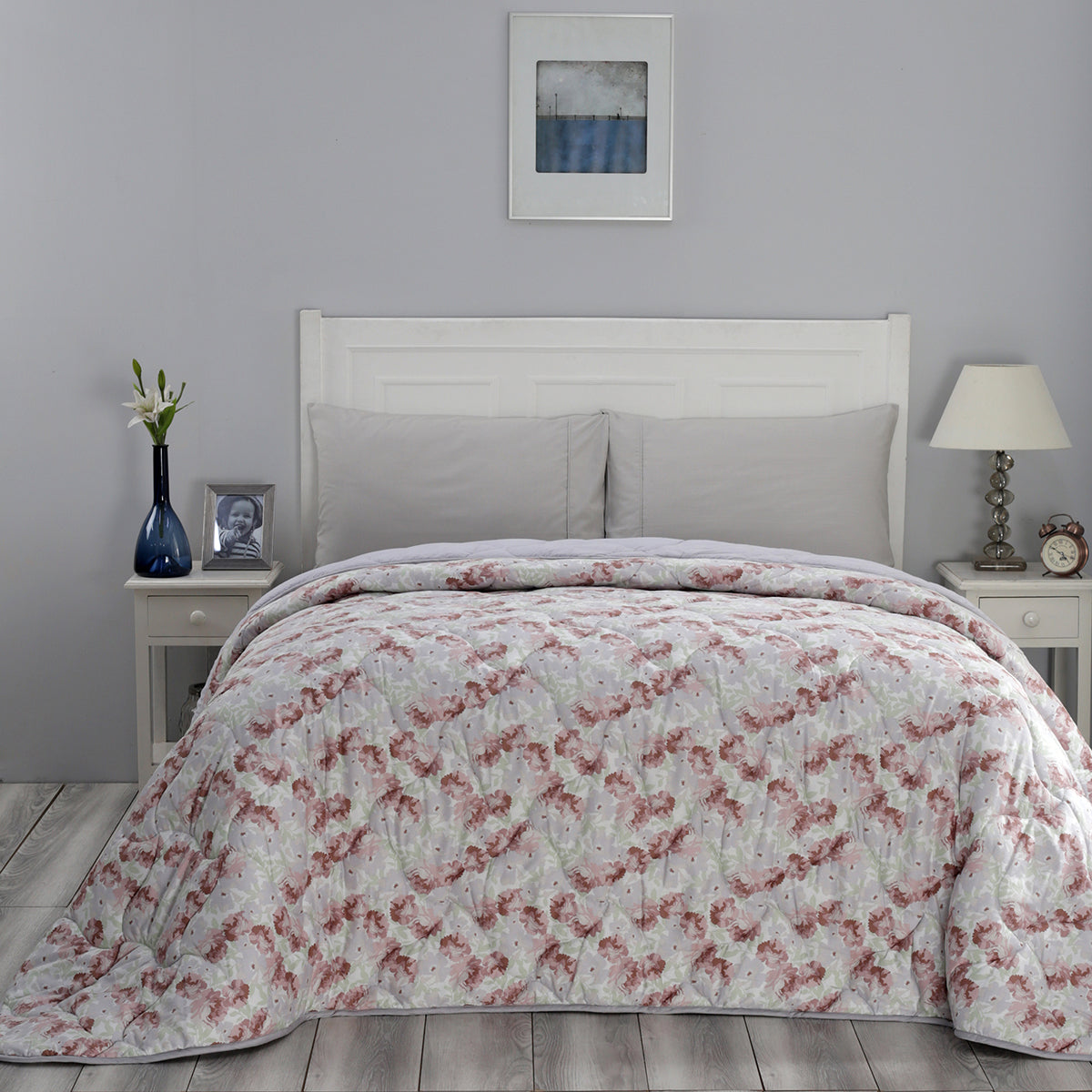 Blossom Couture Floret Winter Quilt/Quilted Bed Cover/Comforter Red