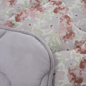 Blossom Couture Floret Winter Quilt/Quilted Bed Cover/Comforter Red