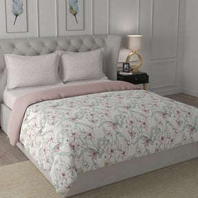 Backyard Patio Valencia Summer AC Quilt/Quilted Bed Cover/Comforter Red