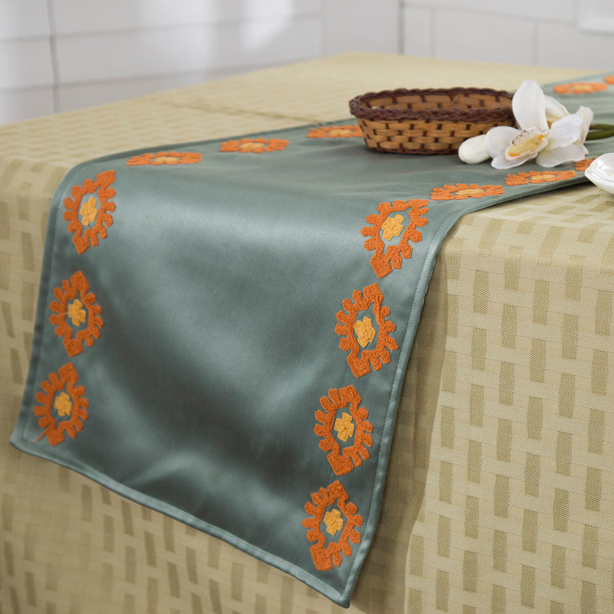 Royal Regan Crista Hand Embroidered Blue Décor Runner